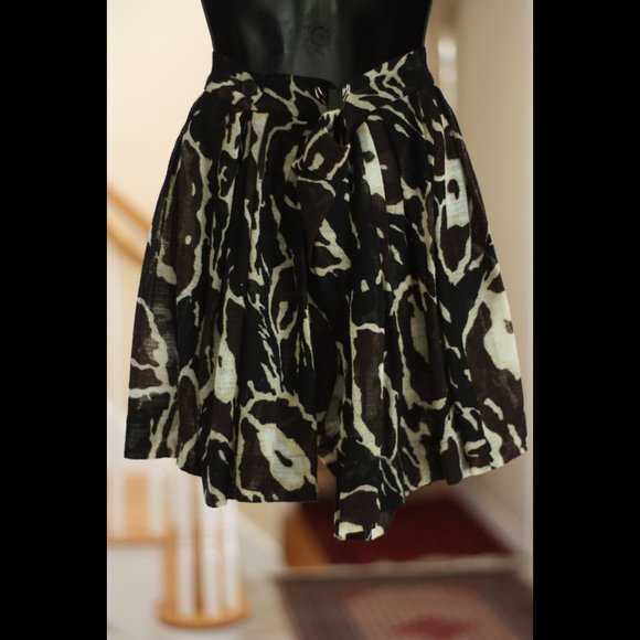 VIVIENNE WESTWOOD Black and Tan Gauzy Skirt - Picture 2 of 4